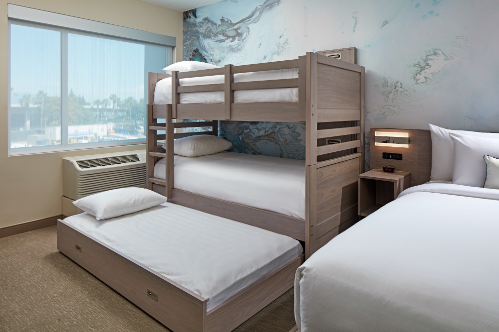 Cambria-Anaheim-Room-with-Bunk-Beds